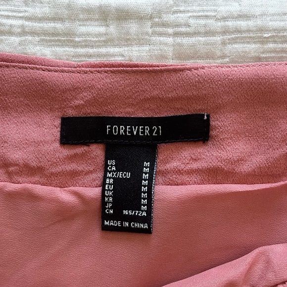 Forever 21 Pink Fit-And-Flare Mini Skirt With Side Zipper - Picture 4 of 4